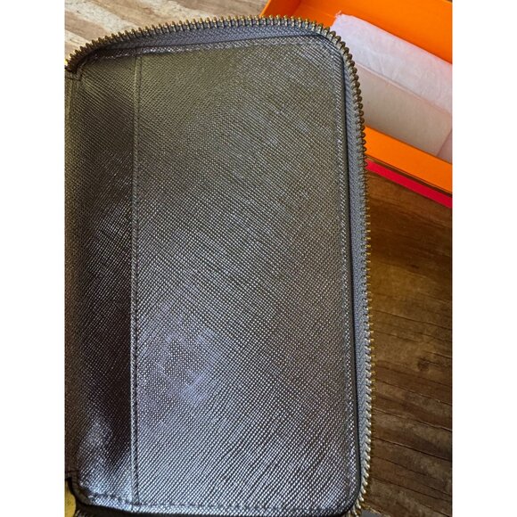 Kate Spade New York Metallic Gold Leather Wristlet Wallet With Box - Picture 6 of 7